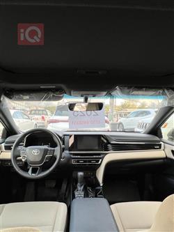 تۆیۆتا کامری